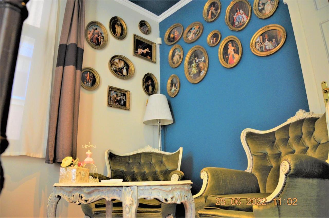 Social Guest House Sofia Ngoại thất bức ảnh