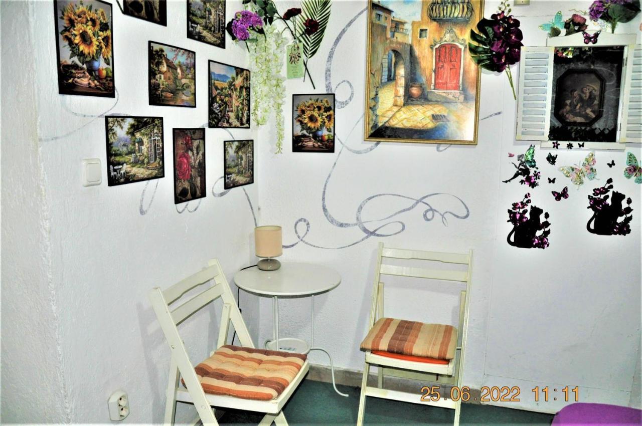 Social Guest House Sofia Ngoại thất bức ảnh